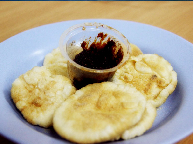 Kemplang Oleh-Oleh Khas Lampung